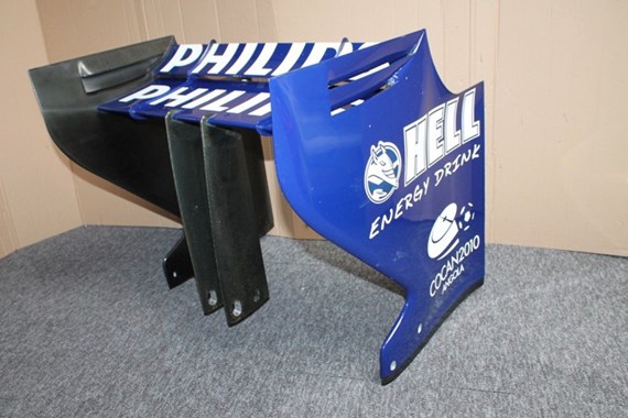 2009 REAR WING ASSEMBLY